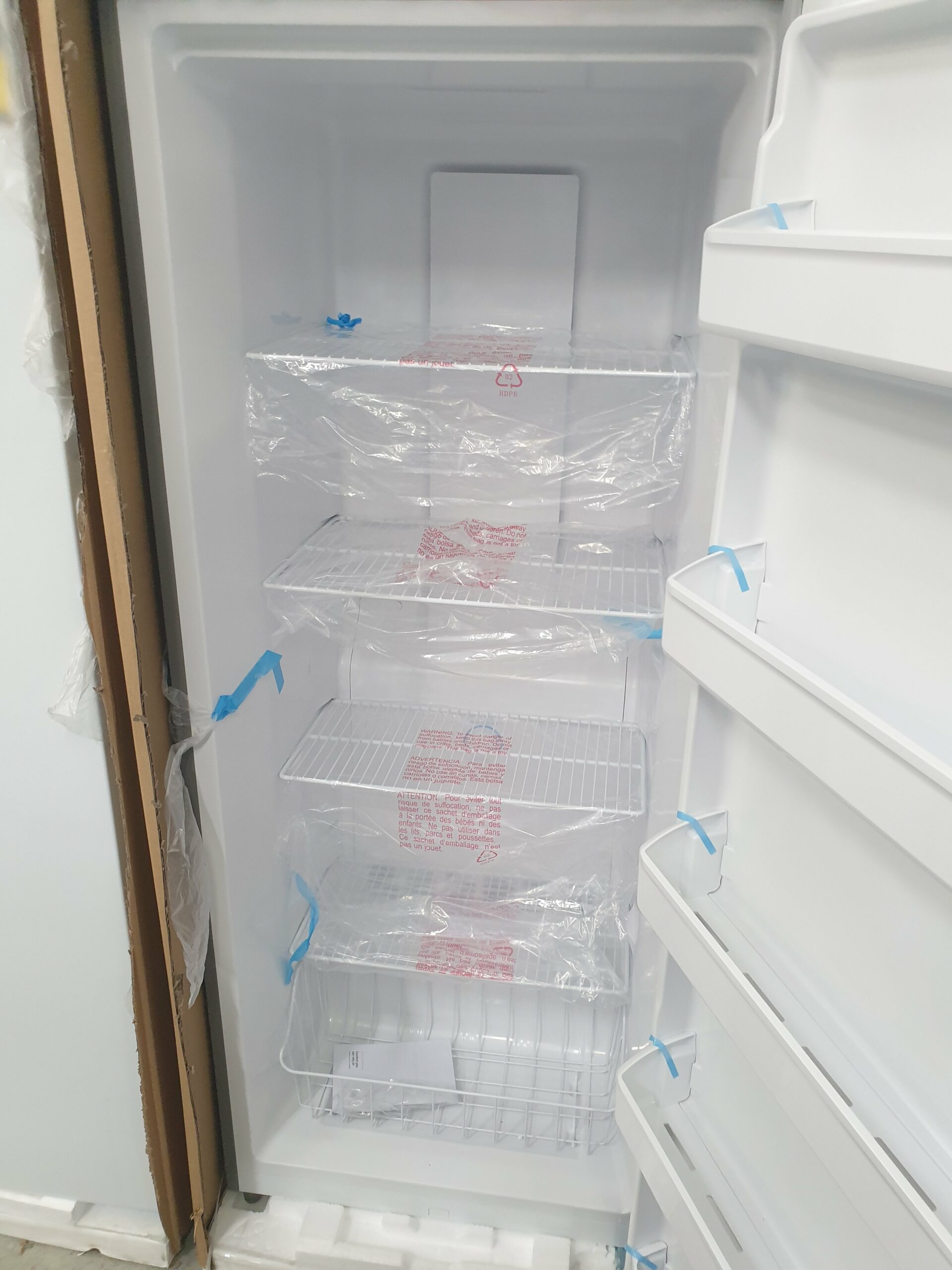 Yokohama 366 Liters Freezer Silver YOKFF3665 - Image 2