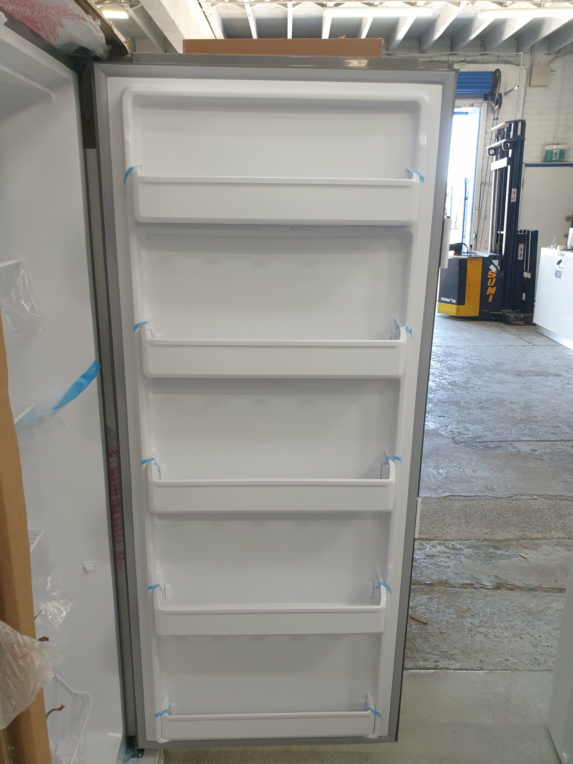 Yokohama 366 Liters Freezer Silver YOKFF3665 - Image 3